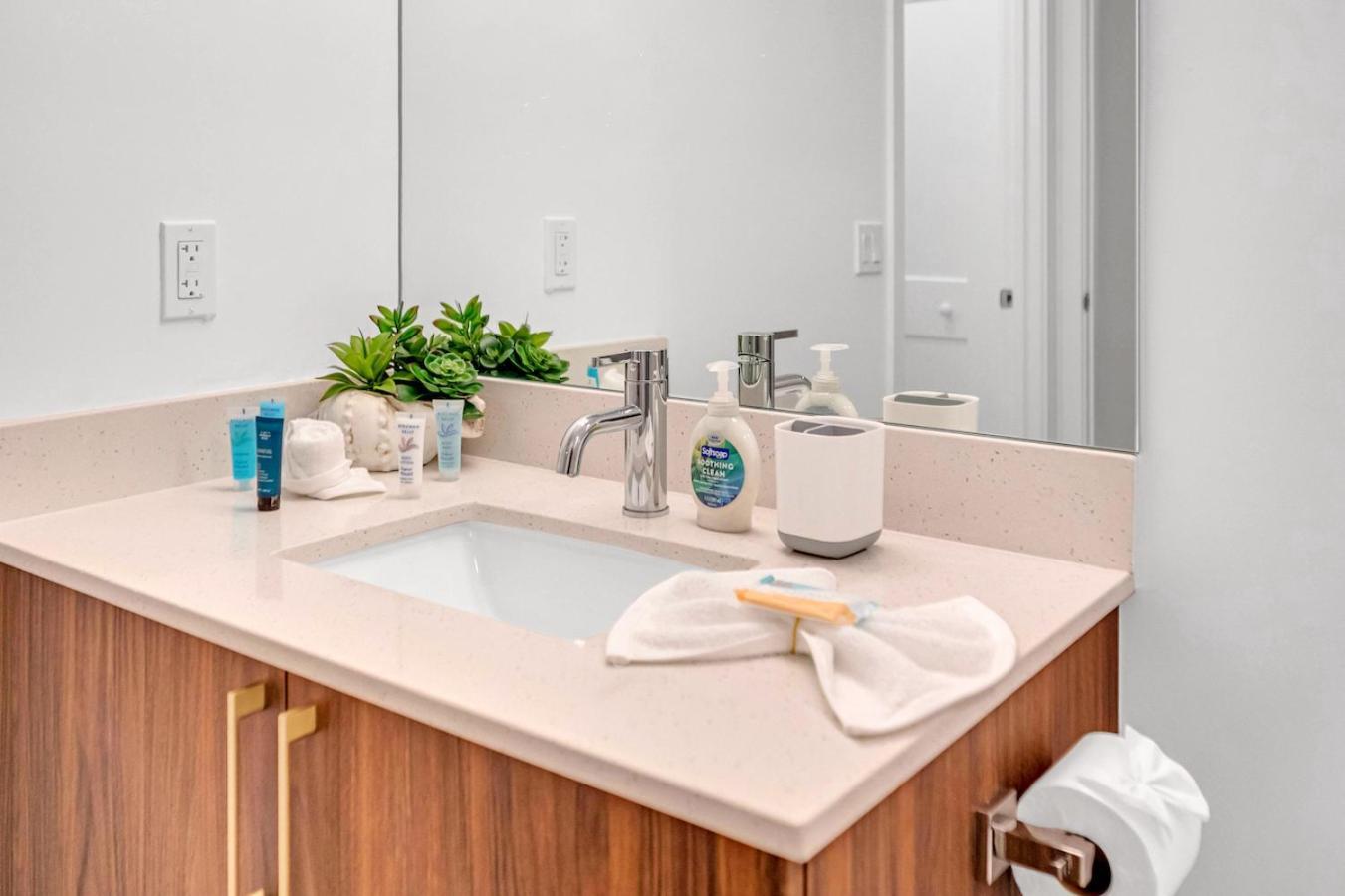 Modern Unit In The Heart Of Downtown Miami With Free Parking公寓 外观 照片